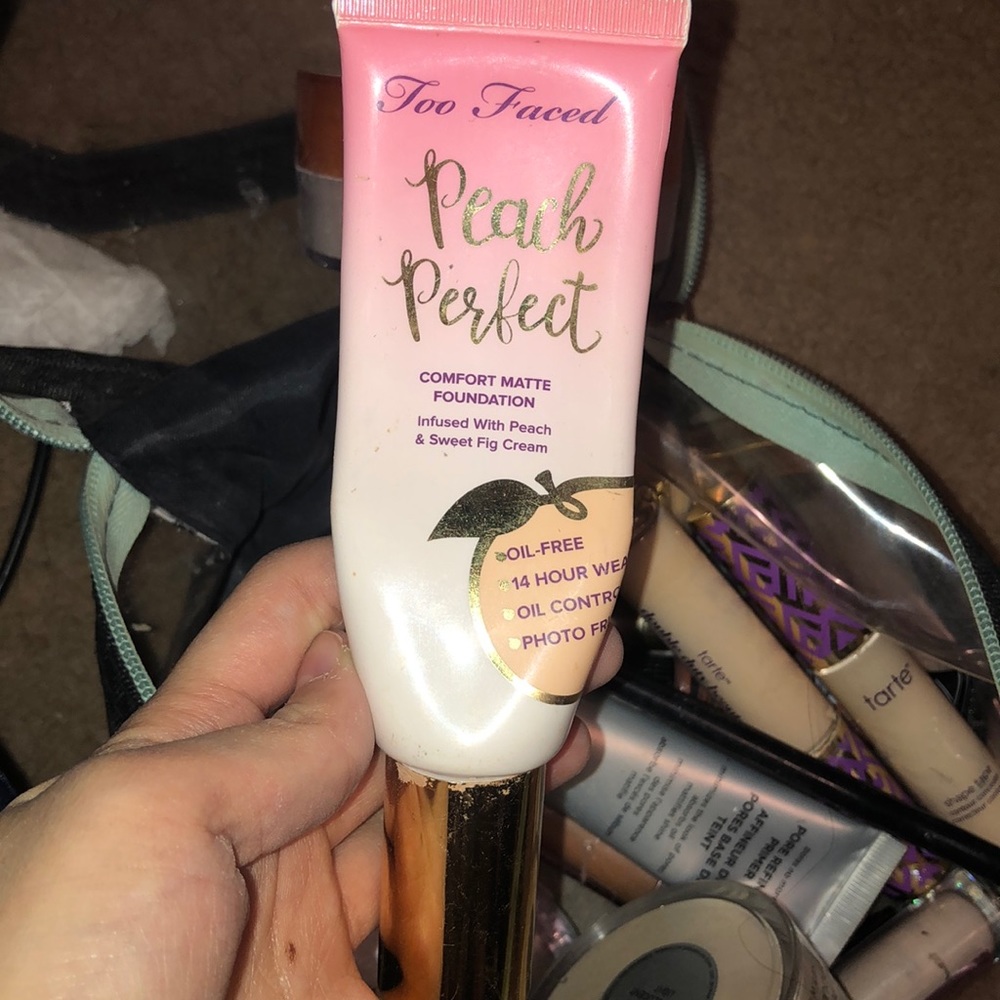 Too Faced Cosmetics Peaches foundation